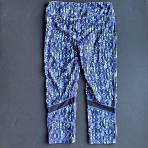 💍Gaiam Speckled print Capris - Picture 6 of 8